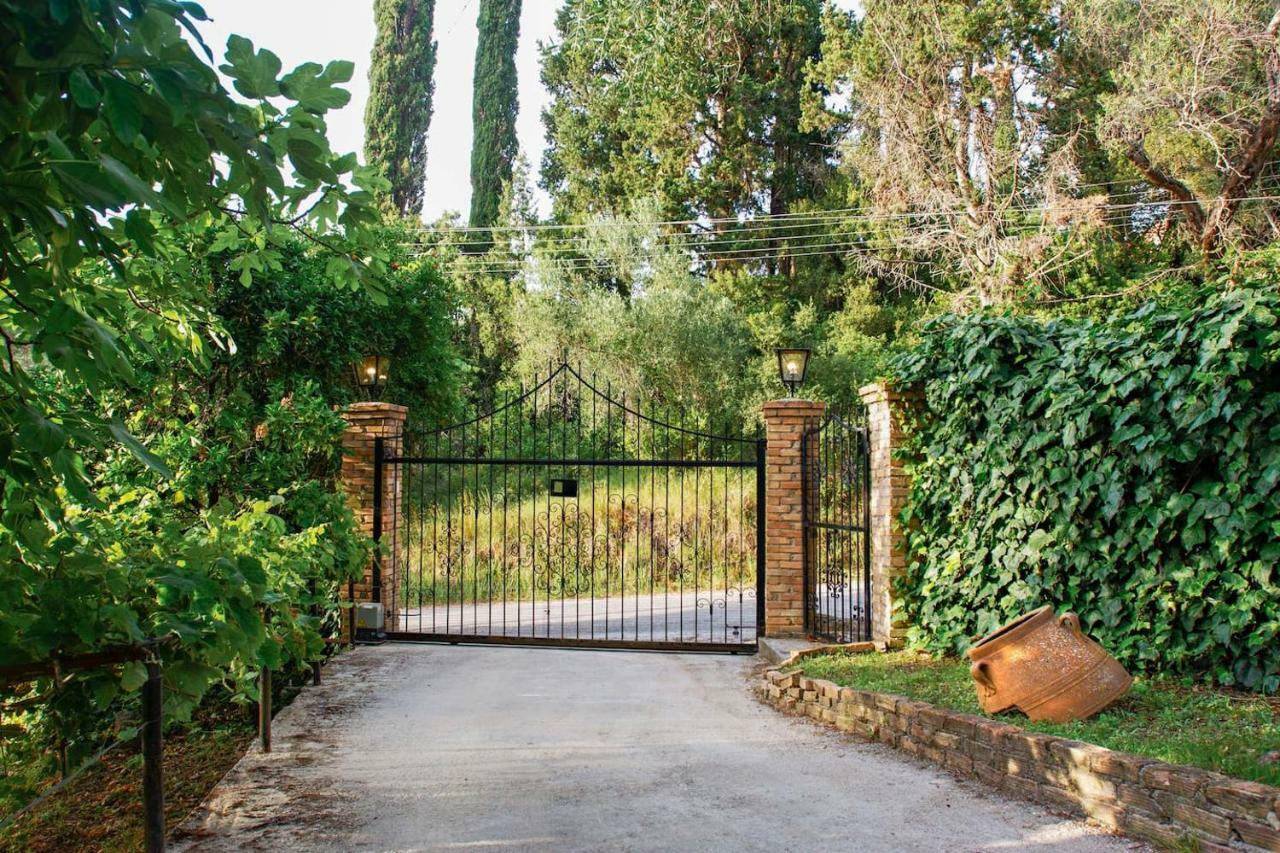 Villa Brigadoon Corfu Agios Ioannis Peristeron  ภายนอก รูปภาพ